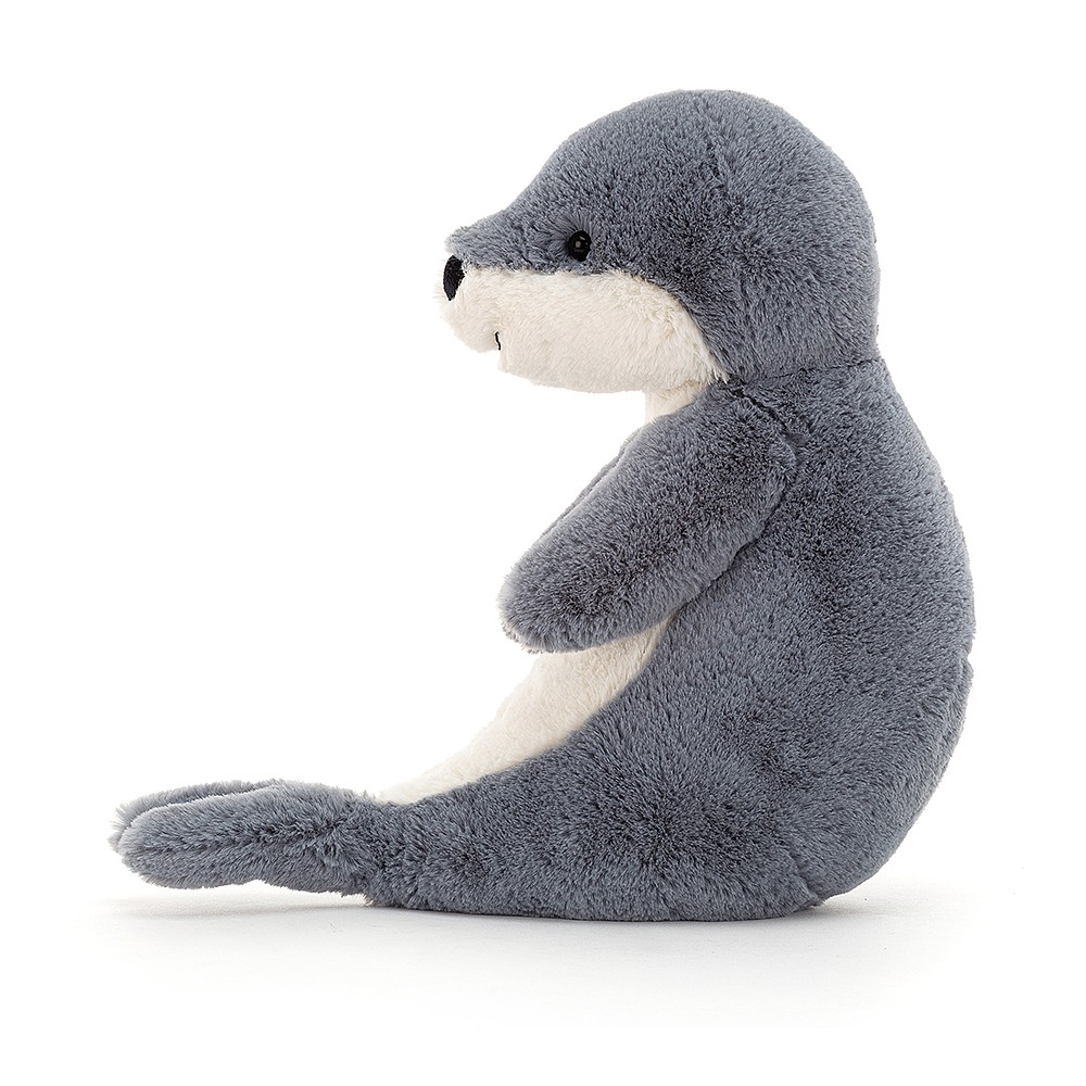 MEDIUM BASHFUL SEAL. – Image 2