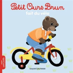 PETIT OURS BRUN FAIT DU VELO